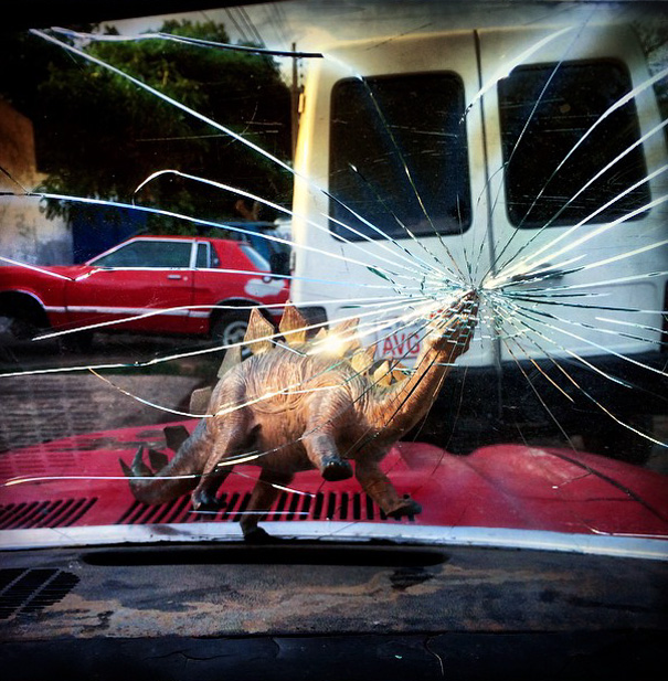 Travel Photos Are Instantly Better With Dinosaur Toys Travel Photos Are Instantly Better With Dinosaur Toys