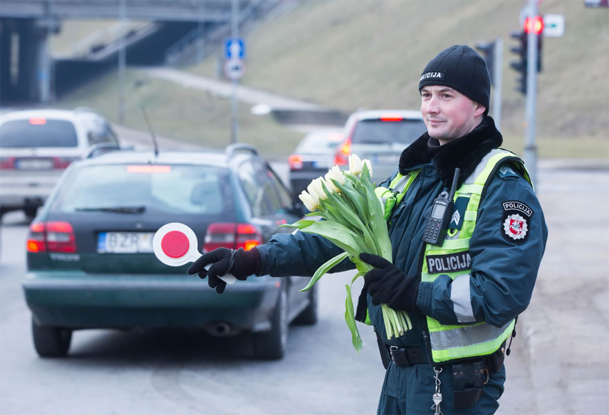 What Lithuanian Police Officers Do On International Women&#8217;s Day
