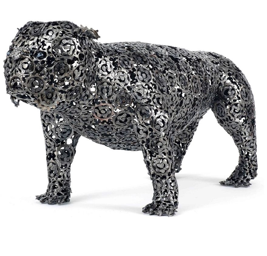 Unchained: I Create Dog Sculptures From Recycled Bicycle Chains