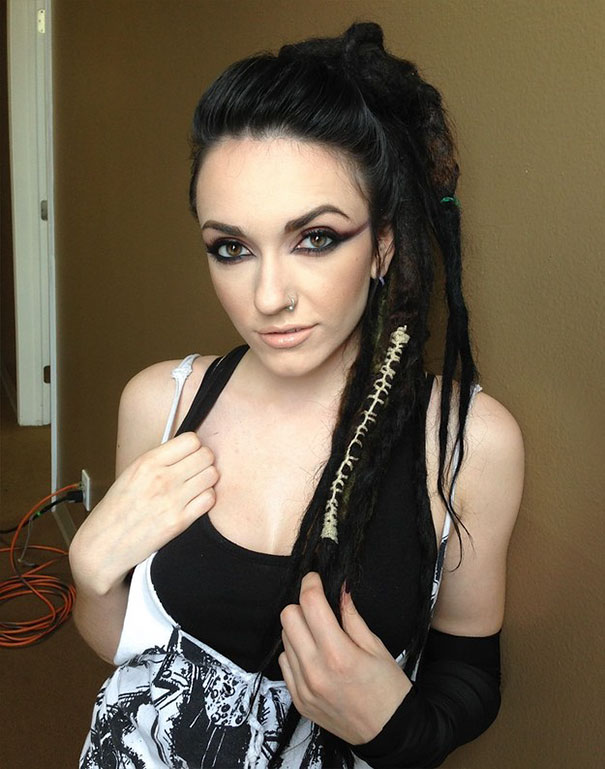 46 Before-And-After Pics Reveal The Power Of Makeup By Melissa Murphy