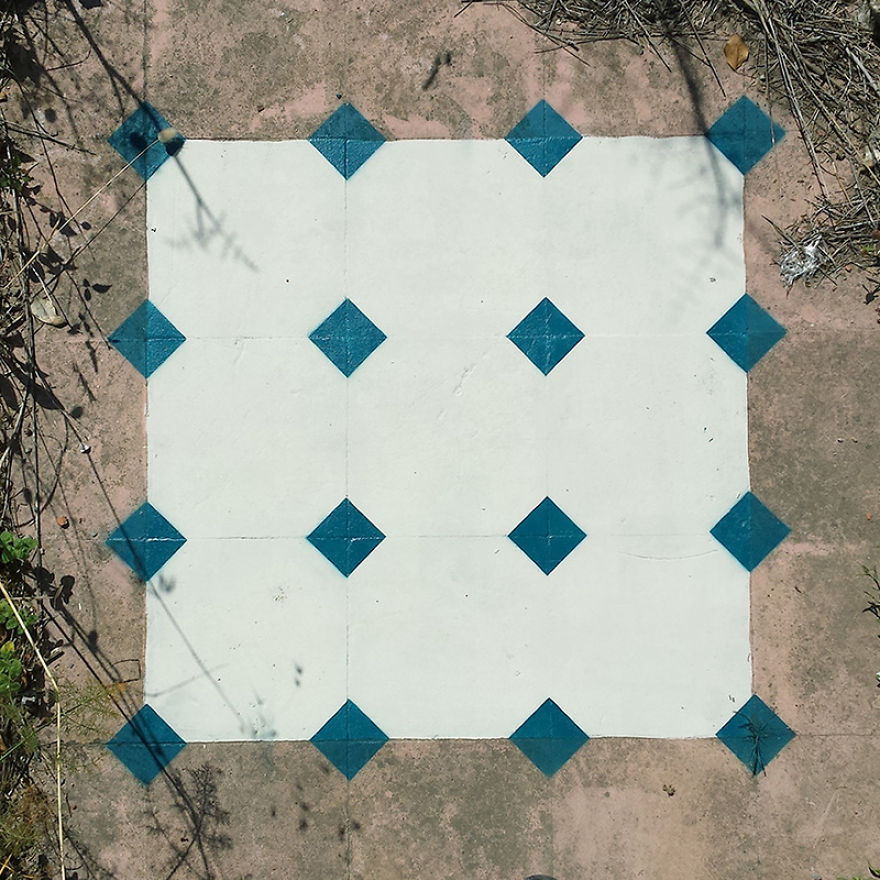 I Spray Paint Floors Of Abandoned Places With Colorful Tile Patterns I Spray Paint Floors Of Abandoned Places With Colorful Tile Patterns