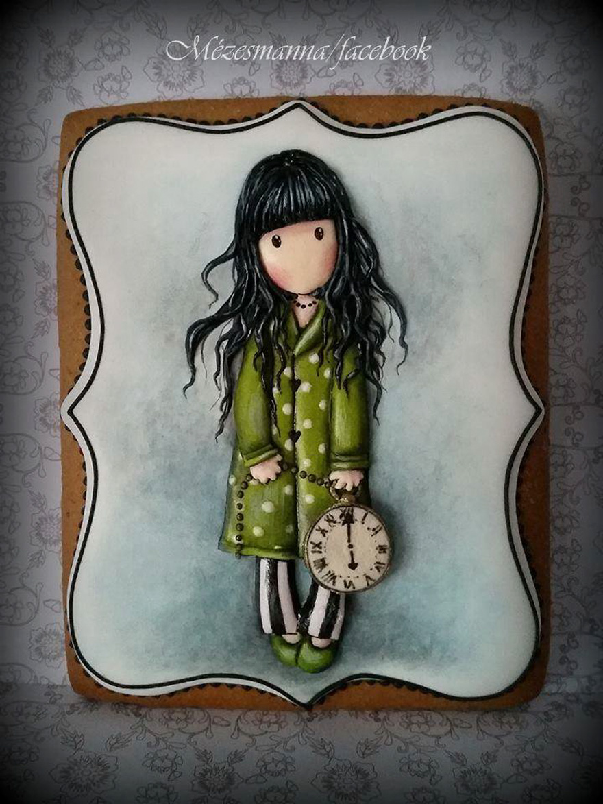 Hungarian Chef Turns Ordinary Cookies Into Stunning Embroidery-Inspired Art