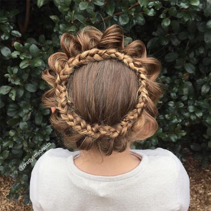 Mom Braids Unbelievably Intricate Hairstyles Every Morning Before School