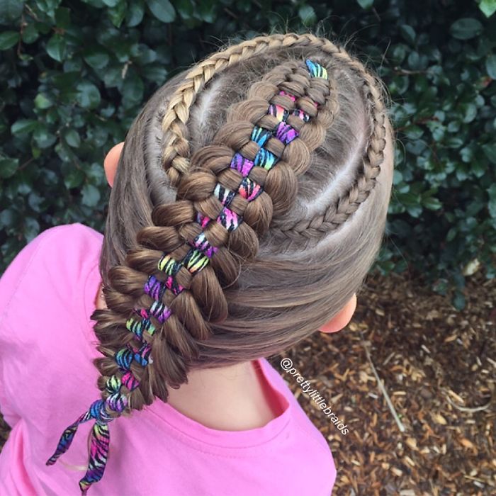 Mom Braids Unbelievably Intricate Hairstyles Every Morning Before School