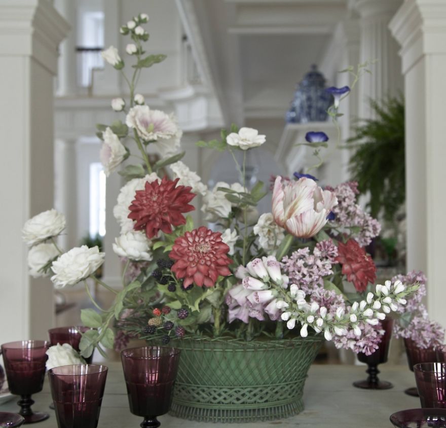 The Ukrainian-Born Man Who Grows Porcelain Flowers