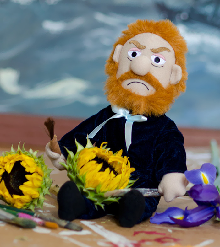 This Vincent Van Gogh Plush Toy Has A Detachable Ear This Vincent Van Gogh Plush Toy Has A Detachable Ear
