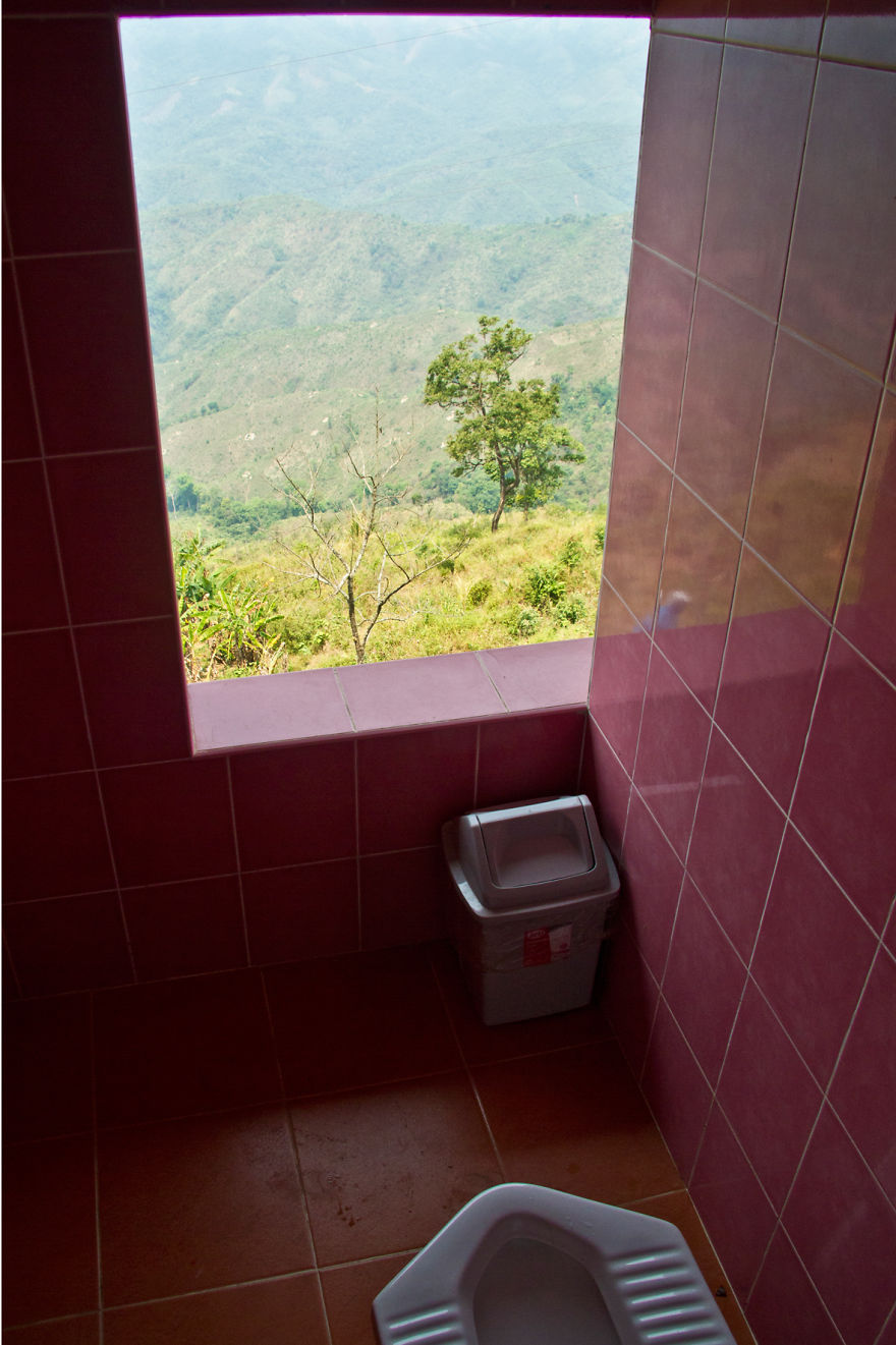 People Post Toilet Views From Around The World To Show Where They Pee And Poo