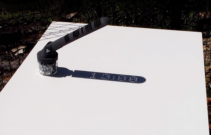 3D-Printed Sundial Displays Time Like A Digital Clock 3D-Printed Sundial Displays Time Like A Digital Clock