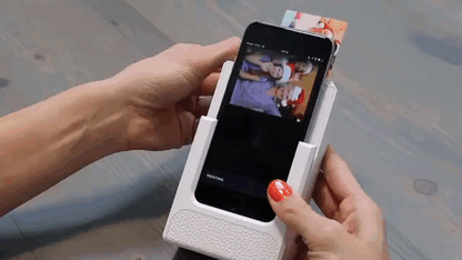 This Phone Case Prints Instant Photos Like A Polaroid This Phone Case Prints Instant Photos Like A Polaroid