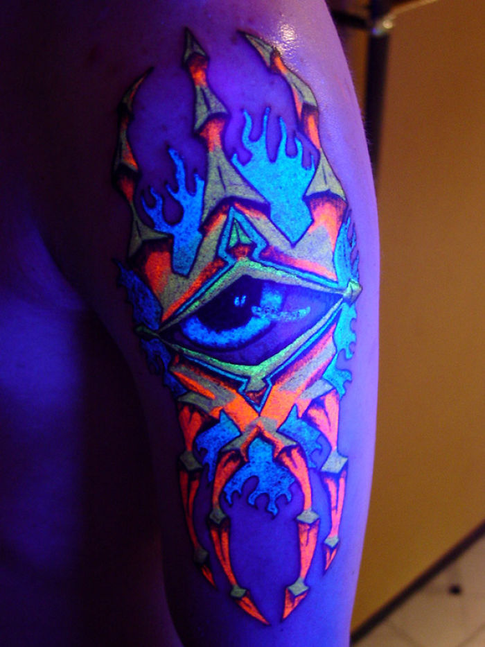 49 Awesome Glow In The Dark Tattoos Visible Under Black Light 49 Awesome Glow In The Dark Tattoos Visible Under Black Light