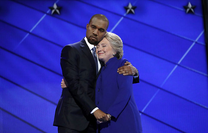 Obama And Clinton’s Hug Was Perfect, Until Internet Trolls Ruined Everything Obama And Clinton’s Hug Was Perfect, Until Internet Trolls Ruined Everything