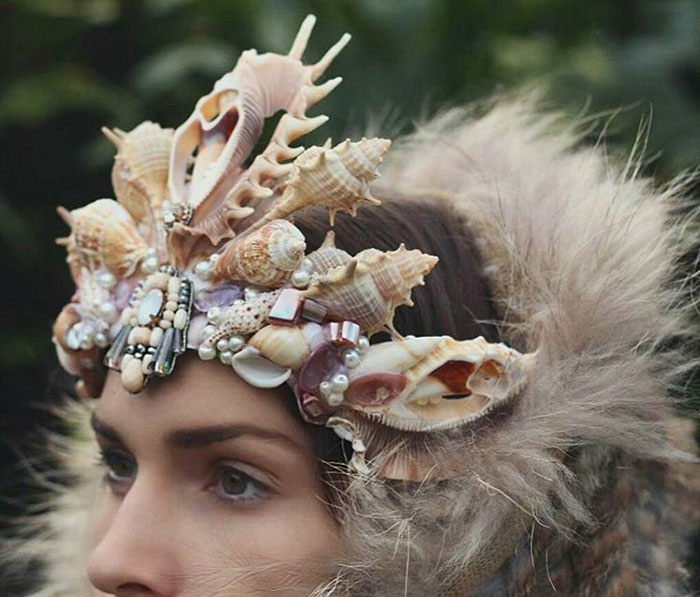 Mermaid Crowns With Real Seashells Are Taking Internet By Storm