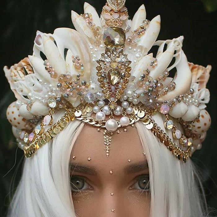 Mermaid Crowns With Real Seashells Are Taking Internet By Storm