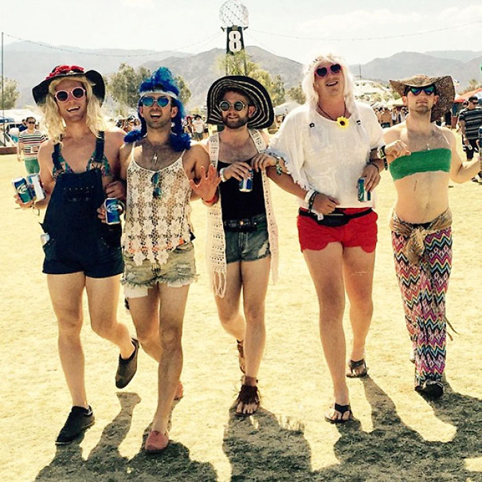 When Guys Try To Parody Women Photos And The Result Beats The Original