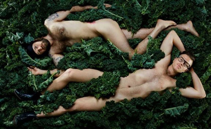 When Guys Try To Parody Women Photos And The Result Beats The Original