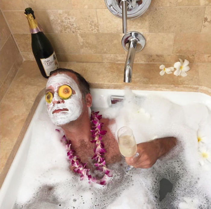 When Guys Try To Parody Women Photos And The Result Beats The Original