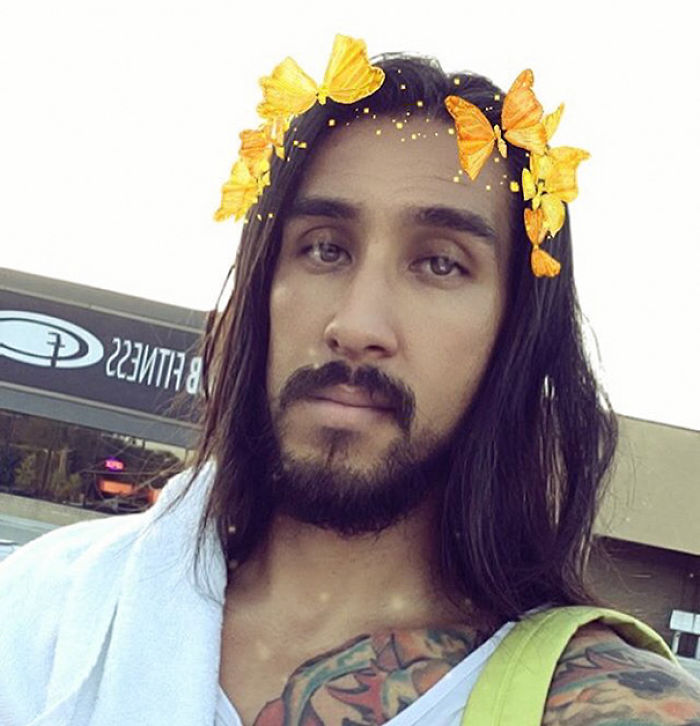 When Guys Try To Parody Women Photos And The Result Beats The Original