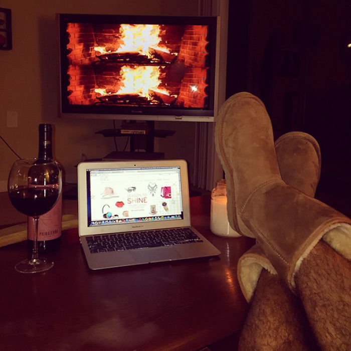 When Guys Try To Parody Women Photos And The Result Beats The Original