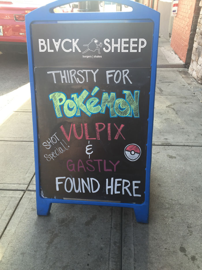 How People Take Advantage Of The Pokemon Go Craze (30 Pics) How People Take Advantage Of The Pokemon Go Craze (30 Pics)