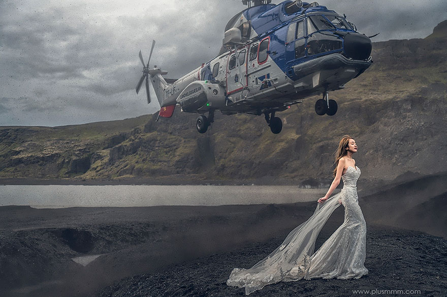 Helicopter Almost Hits Bride’s Head For Crazy Wedding Photo Helicopter Almost Hits Bride’s Head For Crazy Wedding Photo