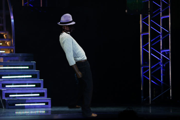 Challenge: Three Funny Mannequins Challenge: Three Funny Mannequins