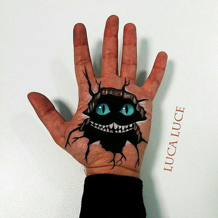 Mind-Bending 3D Optical Illusions On The Palm Of My Hand (+ Bonus Panda) Mind-Bending 3D Optical Illusions On The Palm Of My Hand (+ Bonus Panda)