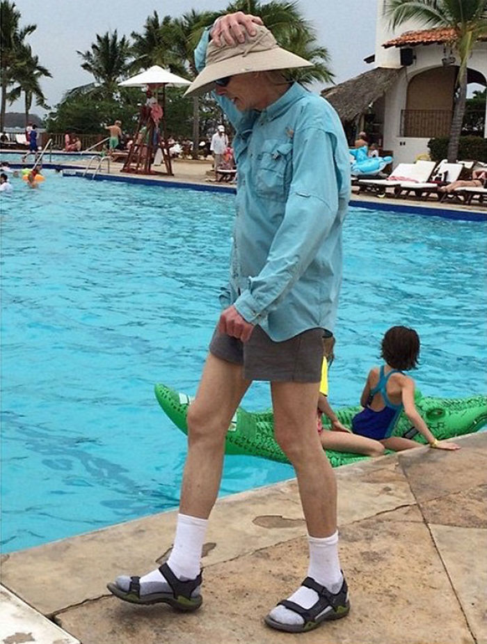 “Fashion Dads” Instagram Honors Hilariously Stylish Dads “Fashion Dads” Instagram Honors Hilariously Stylish Dads