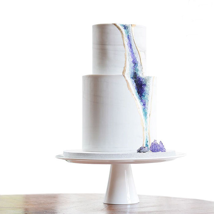 This New Geode Wedding Cake Trend Is Rocking The Internet This New Geode Wedding Cake Trend Is Rocking The Internet