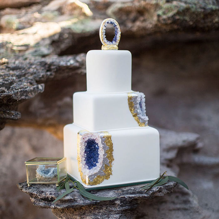 This New Geode Wedding Cake Trend Is Rocking The Internet This New Geode Wedding Cake Trend Is Rocking The Internet