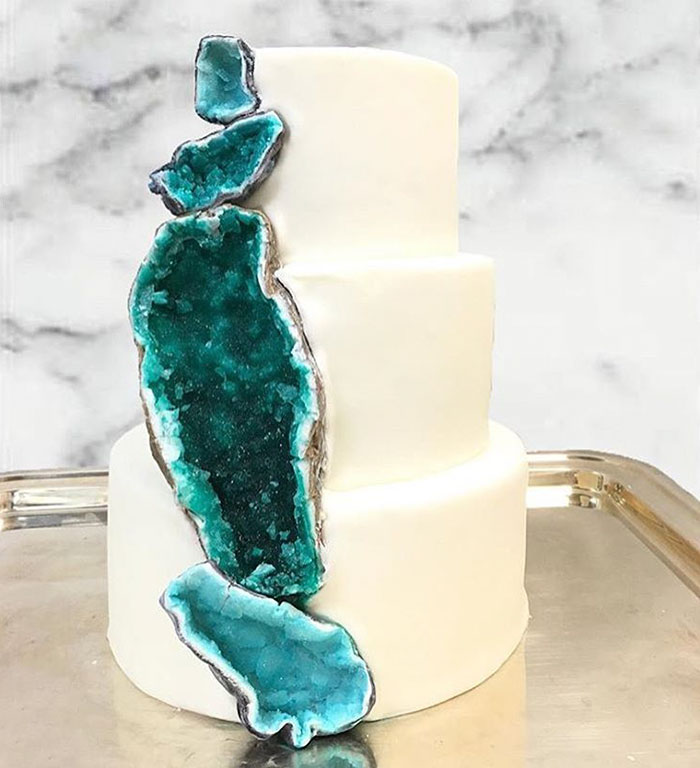 This New Geode Wedding Cake Trend Is Rocking The Internet This New Geode Wedding Cake Trend Is Rocking The Internet