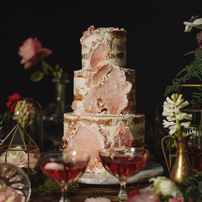 This New Geode Wedding Cake Trend Is Rocking The Internet This New Geode Wedding Cake Trend Is Rocking The Internet