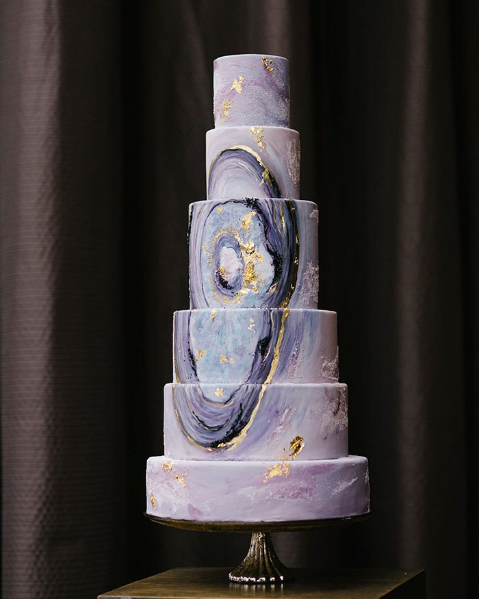 This New Geode Wedding Cake Trend Is Rocking The Internet This New Geode Wedding Cake Trend Is Rocking The Internet
