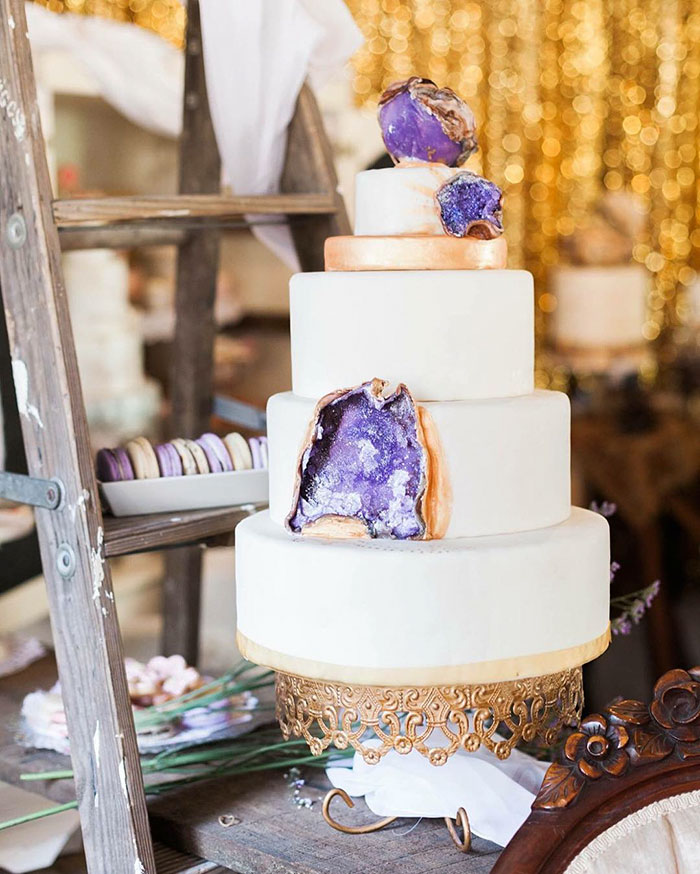 This New Geode Wedding Cake Trend Is Rocking The Internet This New Geode Wedding Cake Trend Is Rocking The Internet