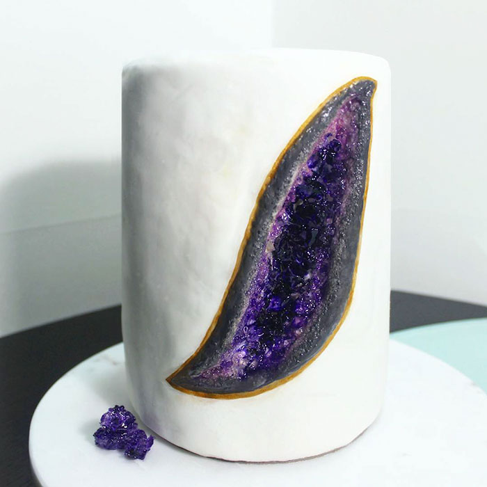 This New Geode Wedding Cake Trend Is Rocking The Internet This New Geode Wedding Cake Trend Is Rocking The Internet