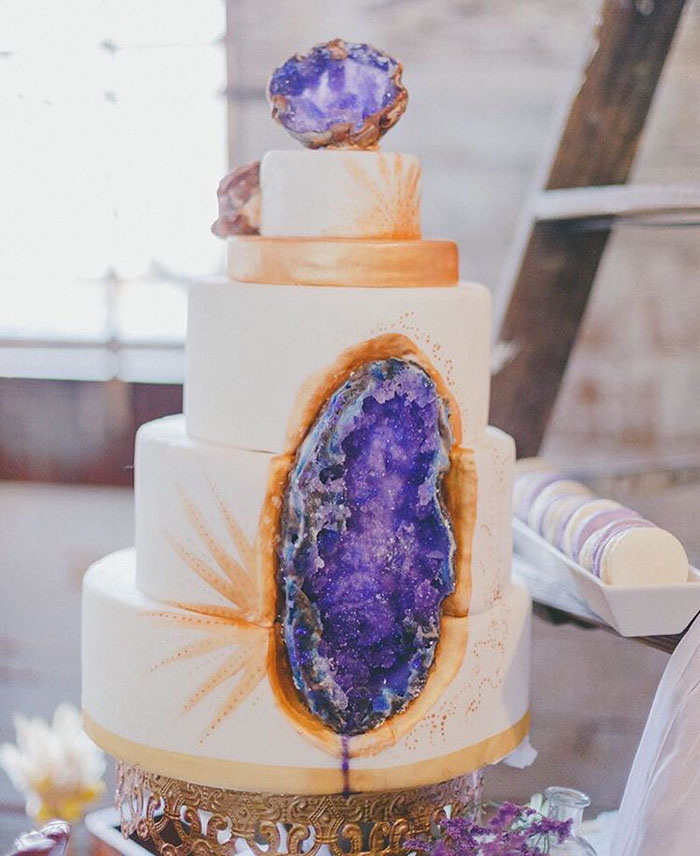 This New Geode Wedding Cake Trend Is Rocking The Internet This New Geode Wedding Cake Trend Is Rocking The Internet