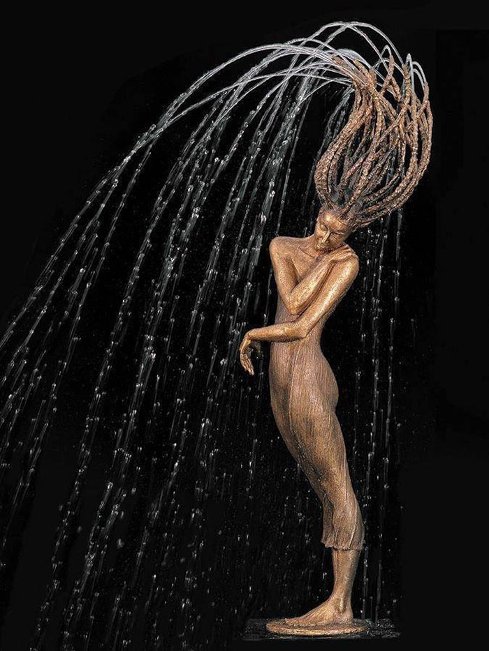 Polish Sculptor Makes Water Complete Her Bronze Fountain Sculptures