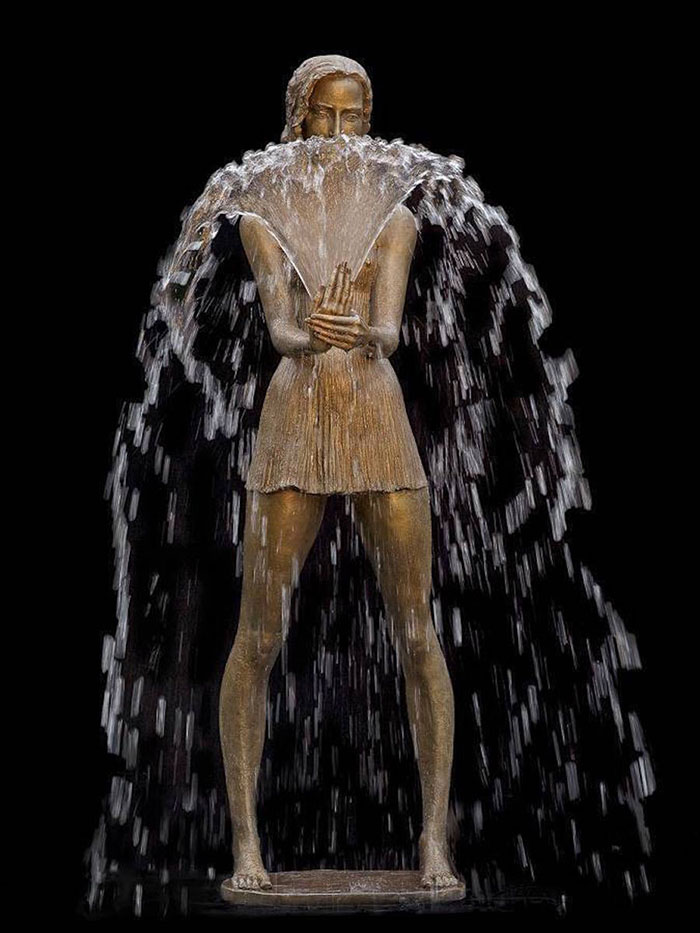 Polish Sculptor Makes Water Complete Her Bronze Fountain Sculptures