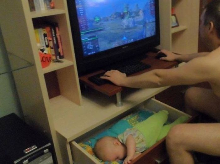 111 Reasons Why Kids Can&#8217;t Be Left Alone With Their Dads