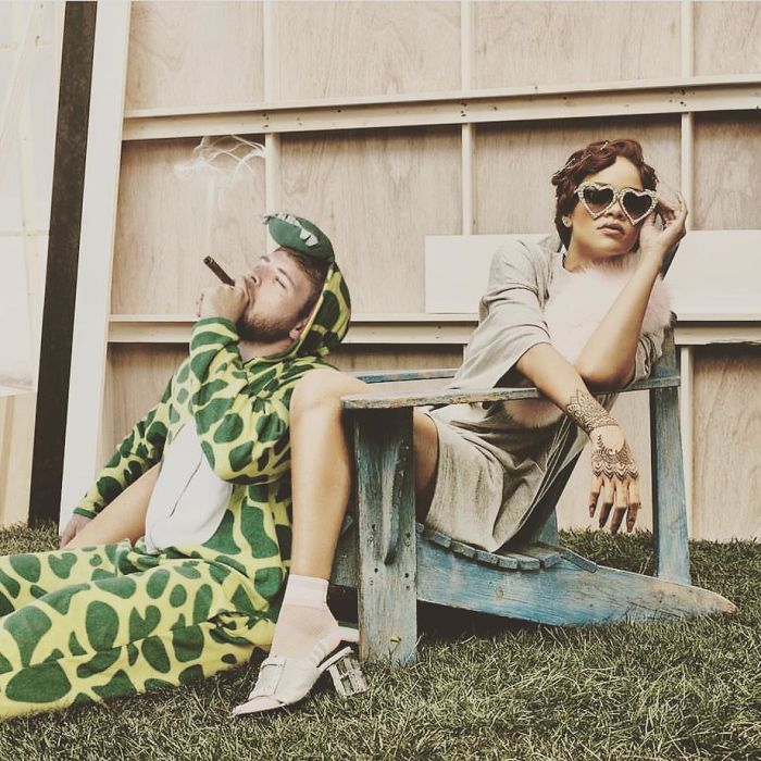 Guy Becomes Best Friends With Celebrities By Photoshopping Himself Into Their Pics