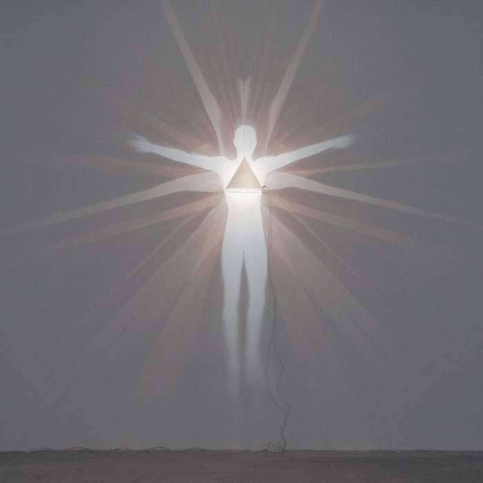 Amazing Shadow Art By Fabrizio Corneli Amazing Shadow Art By Fabrizio Corneli