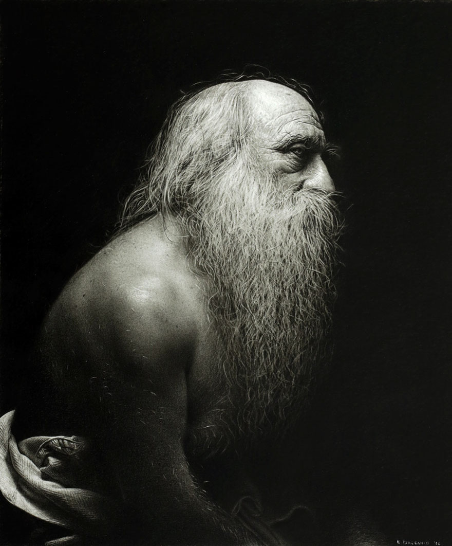 Artist Spends 100s Hours Drawing Hyperrealistic Art Using Renaissance Techniques