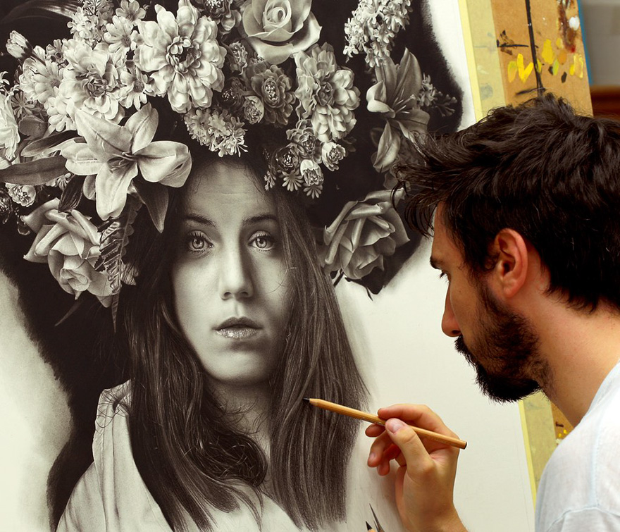 Artist Spends 100s Hours Drawing Hyperrealistic Art Using Renaissance Techniques