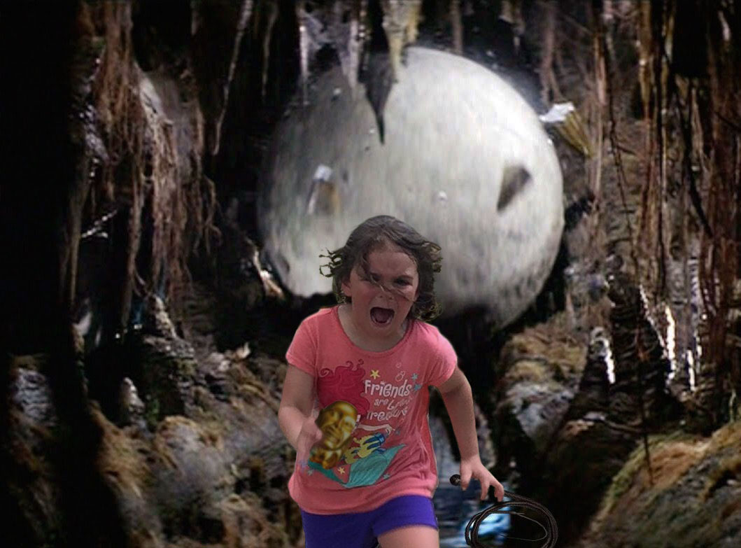 Family Trip To Petting Zoo Didn’t Go As Planned, Internet Response Is Hilarious Family Trip To Petting Zoo Didn’t Go As Planned, Internet Response Is Hilarious