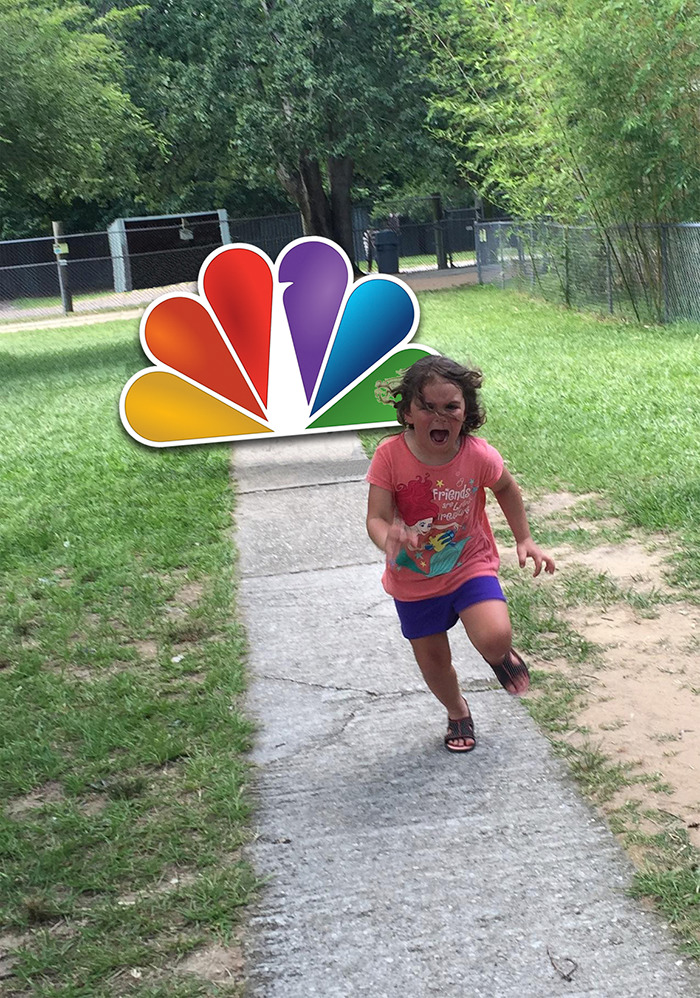 Family Trip To Petting Zoo Didn’t Go As Planned, Internet Response Is Hilarious Family Trip To Petting Zoo Didn’t Go As Planned, Internet Response Is Hilarious