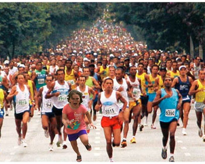 Family Trip To Petting Zoo Didn’t Go As Planned, Internet Response Is Hilarious Family Trip To Petting Zoo Didn’t Go As Planned, Internet Response Is Hilarious