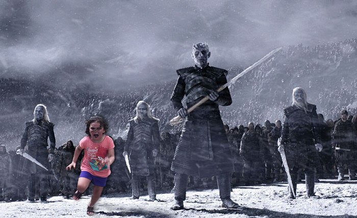 Family Trip To Petting Zoo Didn’t Go As Planned, Internet Response Is Hilarious Family Trip To Petting Zoo Didn’t Go As Planned, Internet Response Is Hilarious