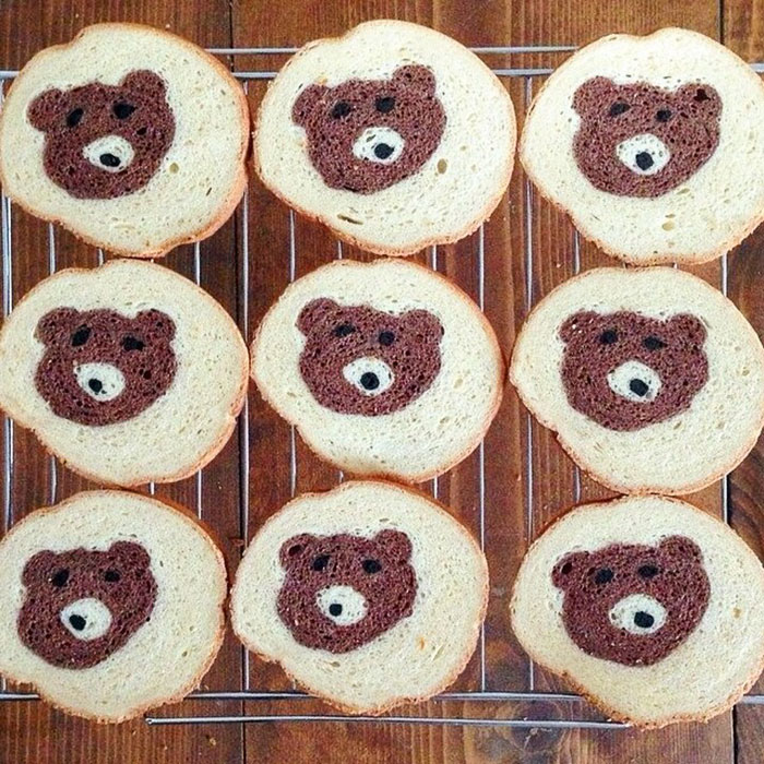 Japanese Mom Bakes Awesome Loaves of Bread Inspired By Her Kids Drawings And Nature Japanese Mom Bakes Awesome Loaves of Bread Inspired By Her Kids Drawings And Nature