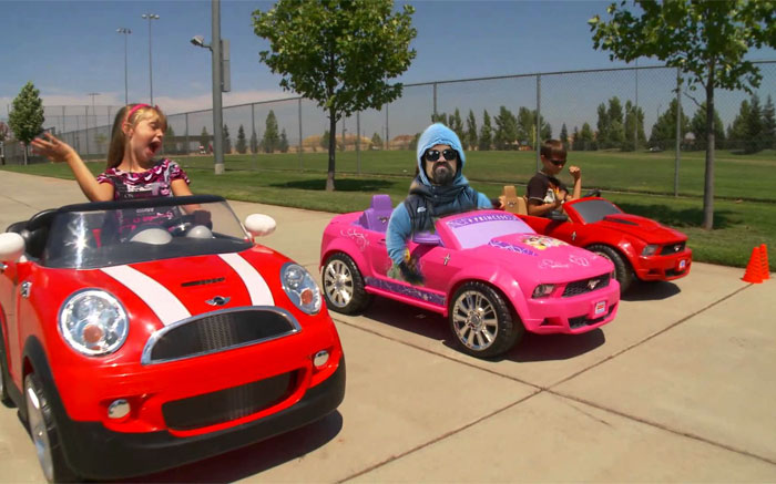 Tyrion Lannister Caught Riding A Scooter Gets Hilariously Photoshopped (96 Pics)