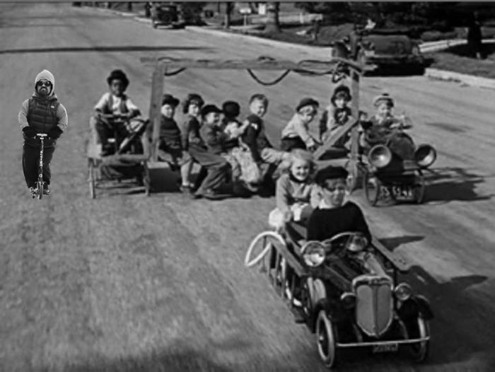 Tyrion Lannister Caught Riding A Scooter Gets Hilariously Photoshopped (96 Pics)