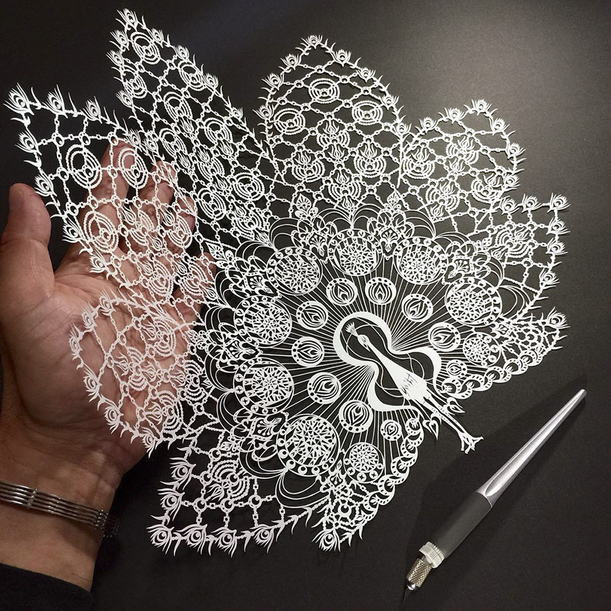 Japanese Artist Hand-Cuts Insanely Detailed Paper Art Japanese Artist Hand-Cuts Insanely Detailed Paper Art
